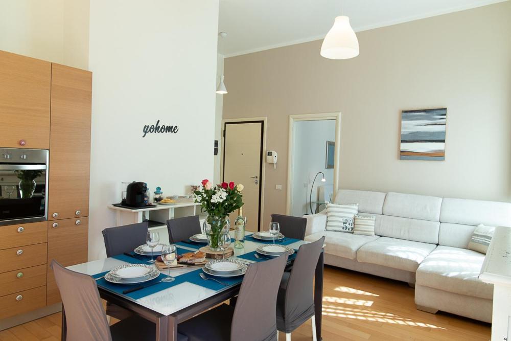 Zara D'Amare A Pesaro 10 Metri Dalla Spiaggia By Yohome Exteriör bild