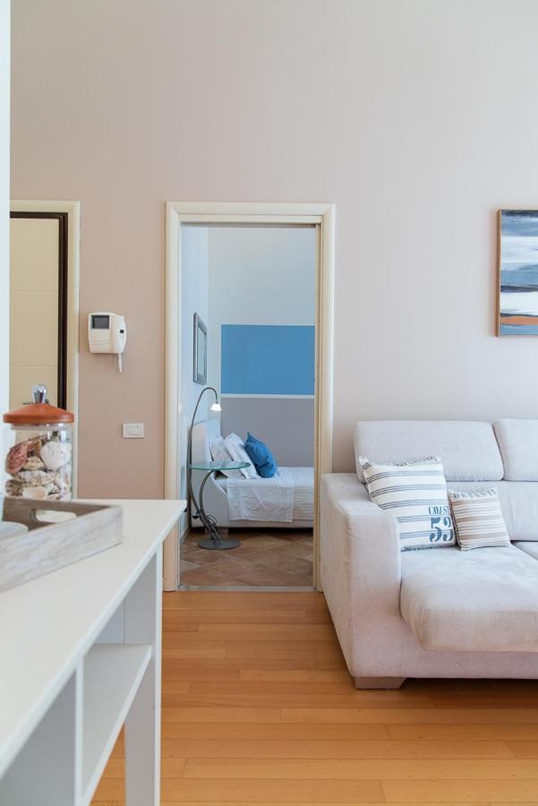 Zara D'Amare A Pesaro 10 Metri Dalla Spiaggia By Yohome Exteriör bild